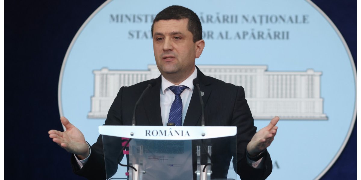 Miruță, atac la politicieni: „De ce nu înțeleg contractele SAFE?”