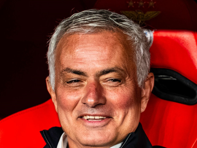 Mourinho, pus la zid! Cine i-a oferit contractul pe tavă