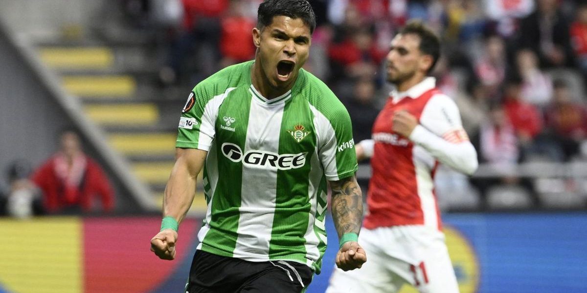 El Cucho Hernandez, cu dublă în victoria Betis: vrea la Mondial!