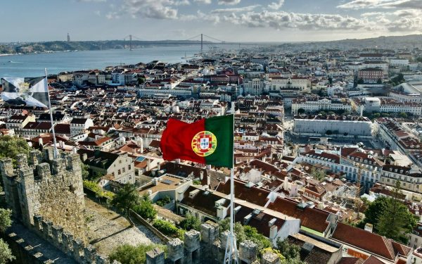 Percheziții la sediul Socialist, în Portugalia: Corupție la contractele primăriilor