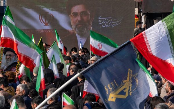 Iran: Ce NU cedează ayatollahul în negocierile cu SUA pentru pace
