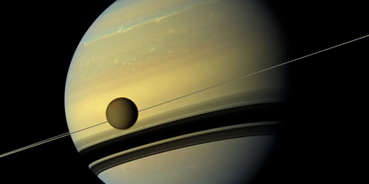 Inelele lui Saturn: ce a rămas după o ciocnire cosmică titanică