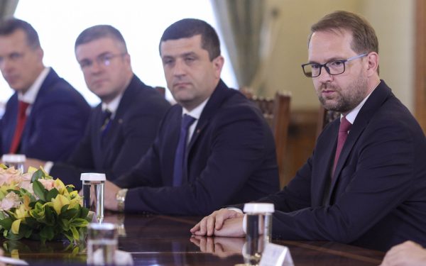 Fritz la Cotroceni: „Nimeni n-a dansat, situația e serioasă”