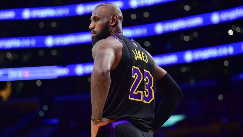 LeBron James pleacă de la Lakers, se face liber