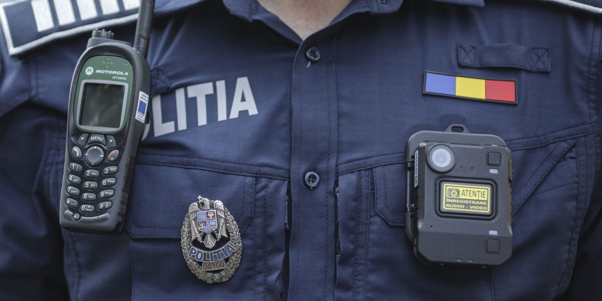 Focuri în centrul Bucureștiului: Polițiștii prind doi traficanți