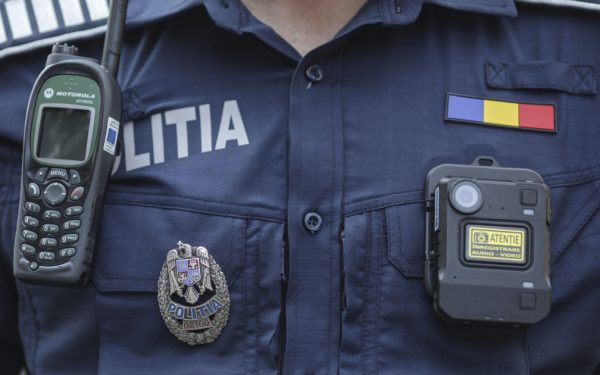 Focuri în centrul Bucureștiului: Polițiștii prind doi traficanți