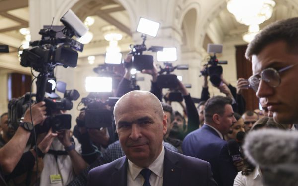 Bolojan la Chișinău: Participare la Congresul PAS duminică