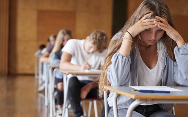 Bac 2026: Azi evaluare limba maternă. Totul despre subiecte