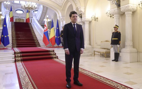 Ultimul foc parlamentar: 5 scenarii pe masa partidelor