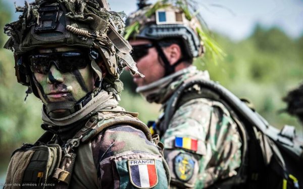Toma (NATO) îl atacă pe Veștea: Sabotează efortul colectiv