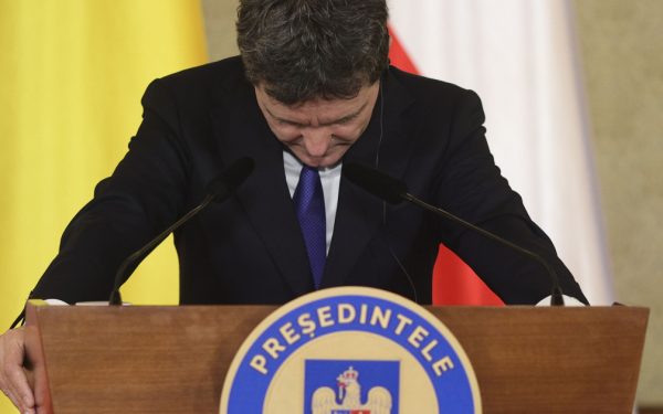 Guvern nou în impas: Termenul se apropie, negocierile patinează