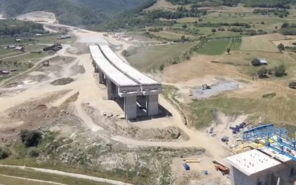 A1 spre Sibiu, secțiunea 2 prinde contur: 9 viaducte și 3 tuneluri în lucru