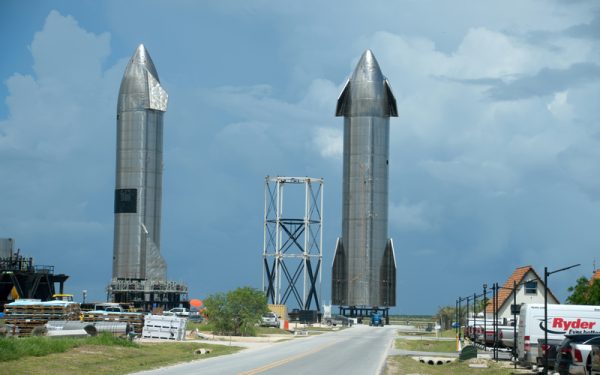 SpaceX intră în Nasdaq-100, ETF-urile pregătesc achiziții imense