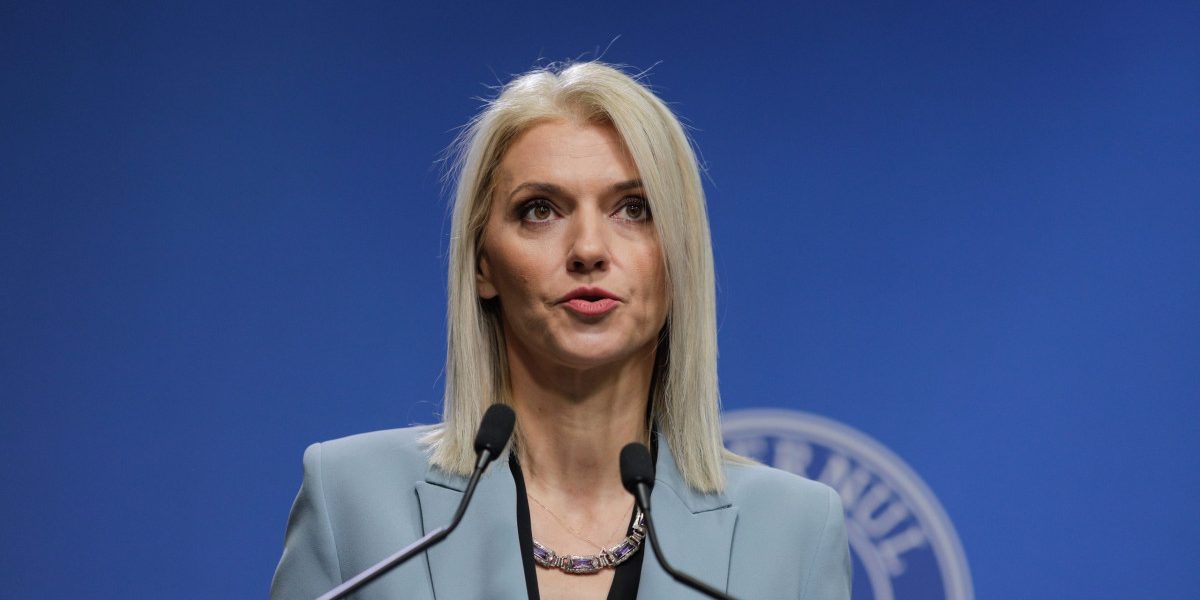Gorghiu: Bolojan se teme de un premier liberal la guvernare