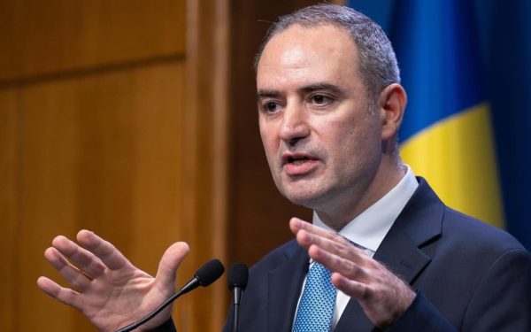 Pfizer: Milioane pierdute la buget. Nazare explică șansele României