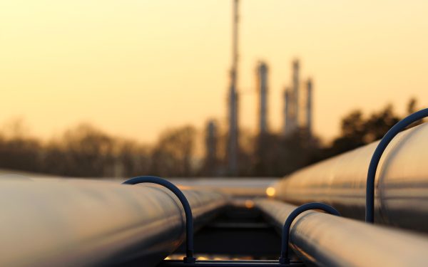 Trump amenință cu sancțiuni noi pe petrolul rusesc