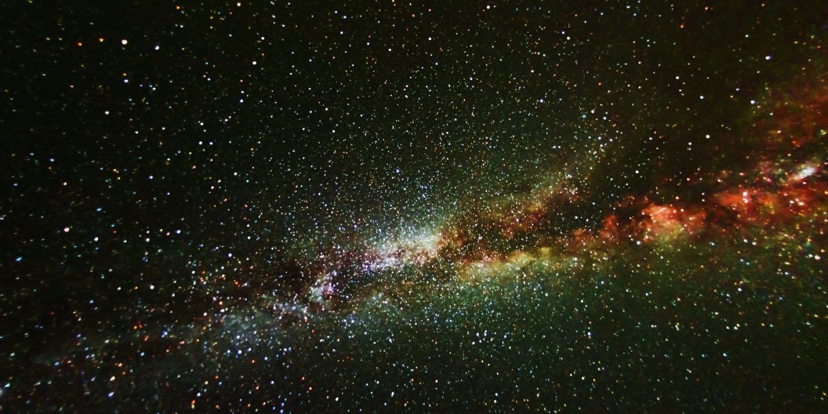 Galaxia noastră, răsturnată acum 10 miliarde de ani de o coliziune cosmică.