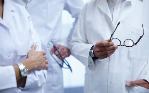 Șefa Medicilor: Urgență mare de angajări blocate în sănătate