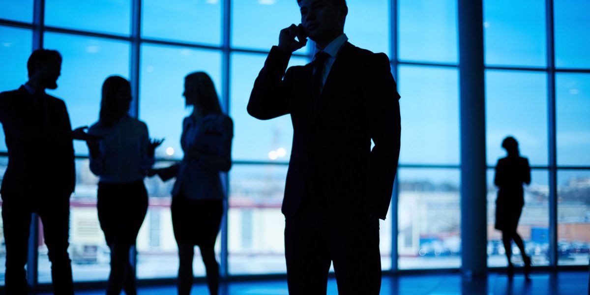 ANCOM: Telefoanele din România localizează apelantul la 112