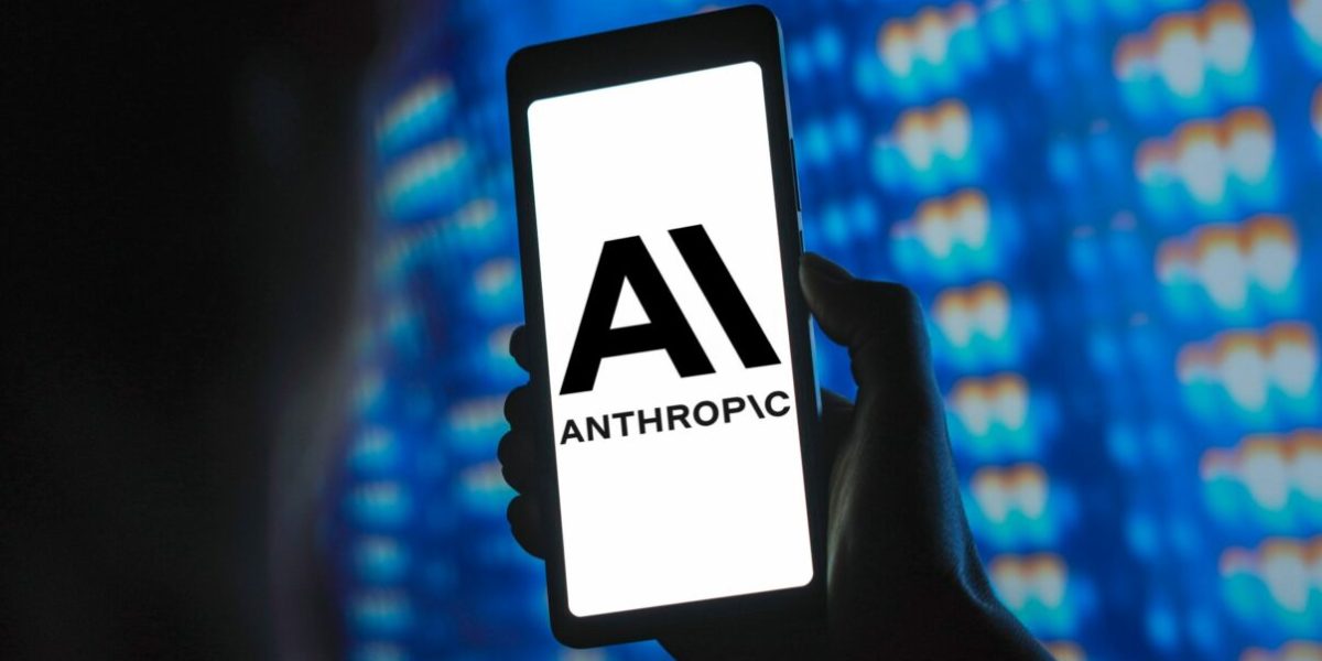 SUA relaxează restricțiile AI, Anthropic poate relansa modele