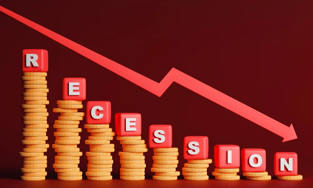 Economia României, pe roșu: Recesiunea se agravează, 2027 arată sumbru.
