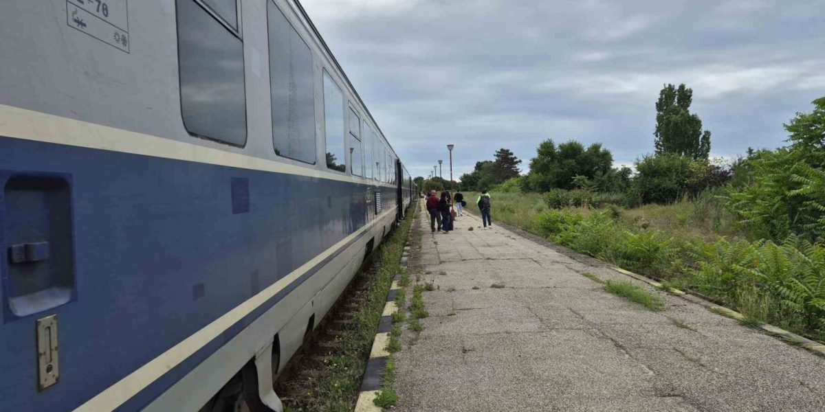 Șină ruptă la Eforie: Circulația spre București și Litoral, blocată