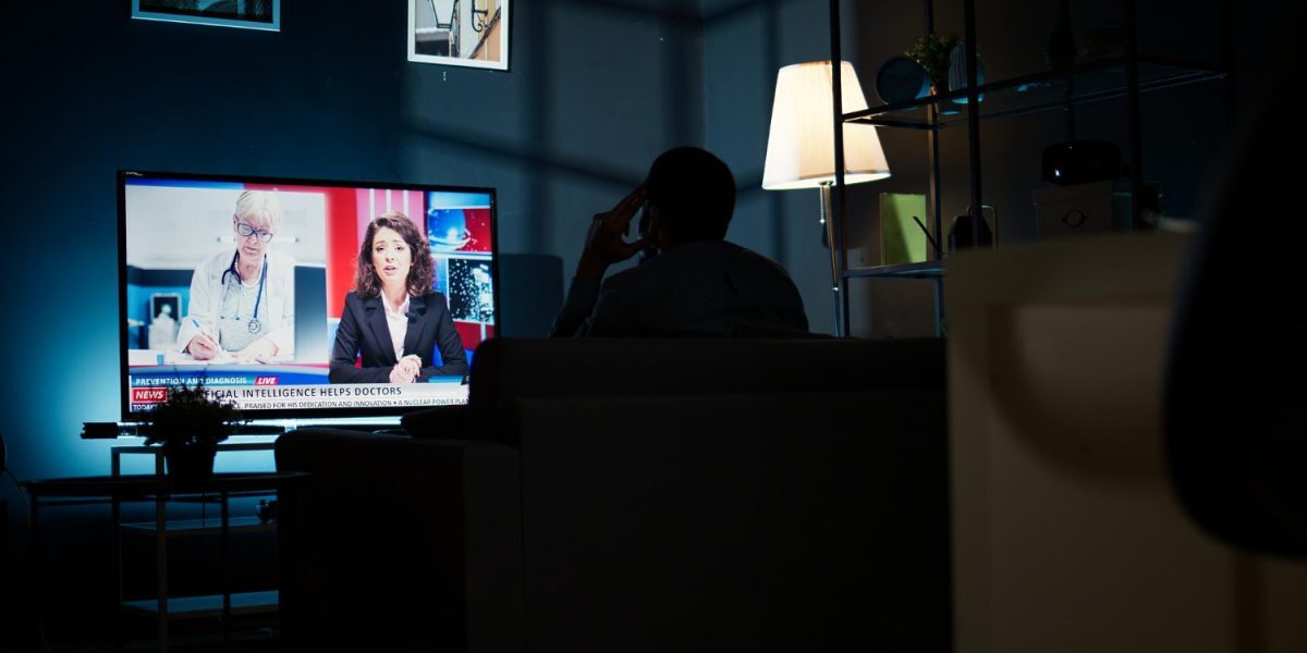Samsung blochează aplicații periculoase la TV smart, copiază LG