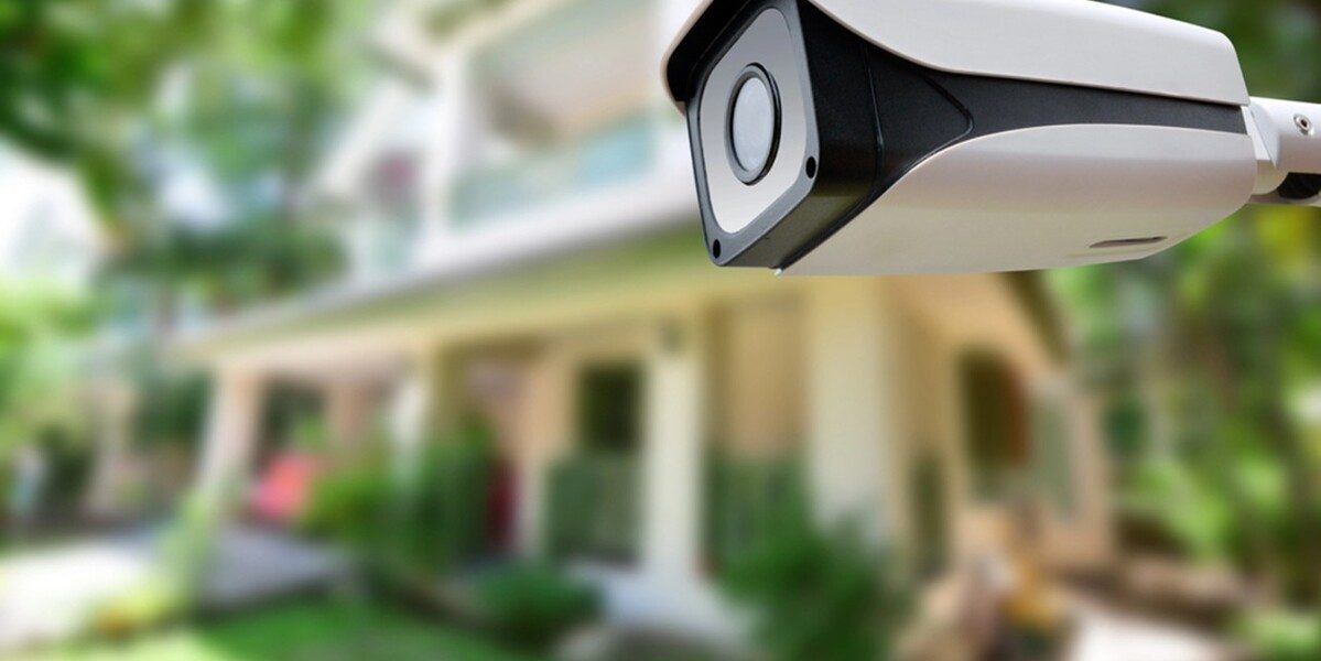 DVR sau NVR: Care sistem de supraveghere e pentru tine?
