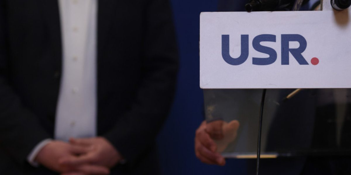 USR, atac la legea PSD: Sesizare la CCR pe incompatibilități