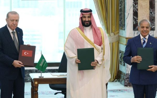 Arabia Saudită mobilizează giganții musulmani contra Iranului