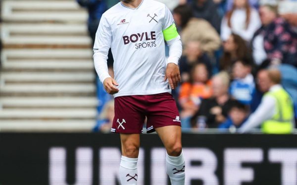 West Ham – Portsmouth: Urmăriți meciul din Cupa Ligii azi