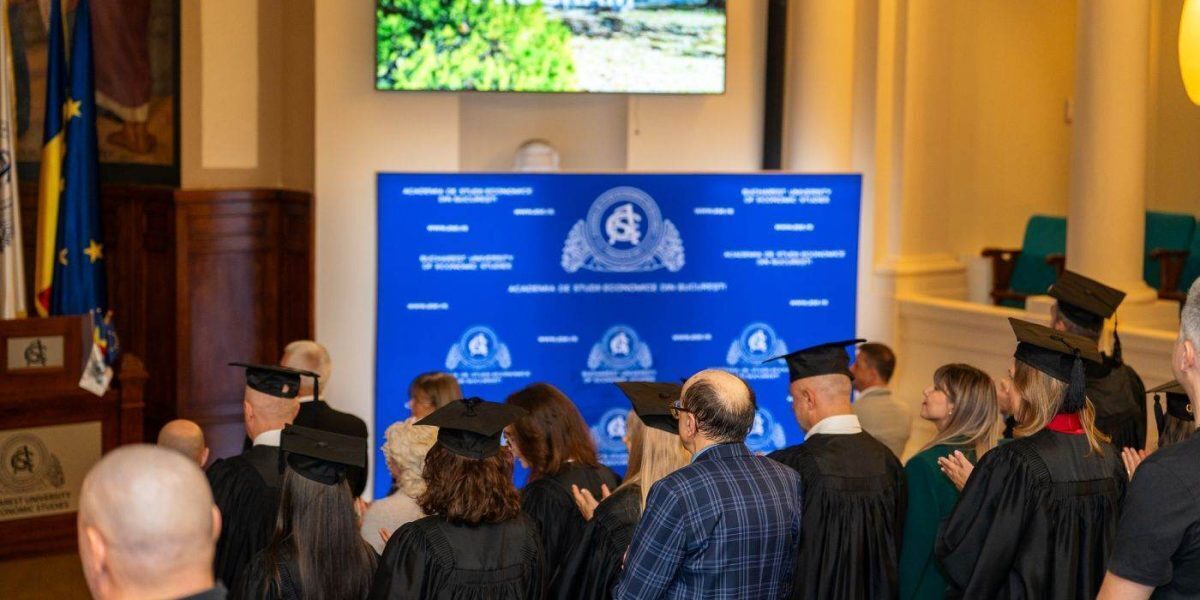 România: 1 din 3 joburi va cere studii superioare în 2035
