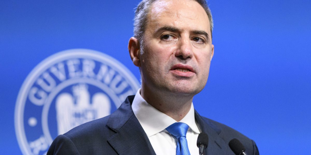 Finanțele anunță: Românii vor simți o îmbunătățire a economiei