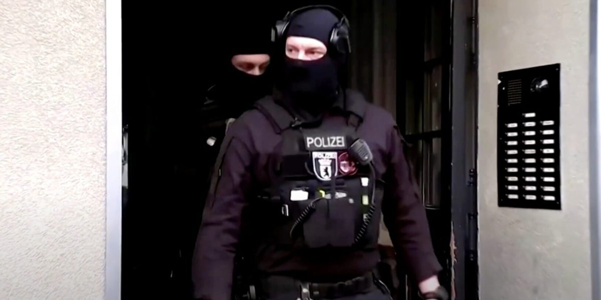MAE, după spionajul româncei în Germania: Nicio cerere consulară
