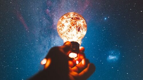 Horoscopul zilei 8 august: Ce spun astrele pe TVR