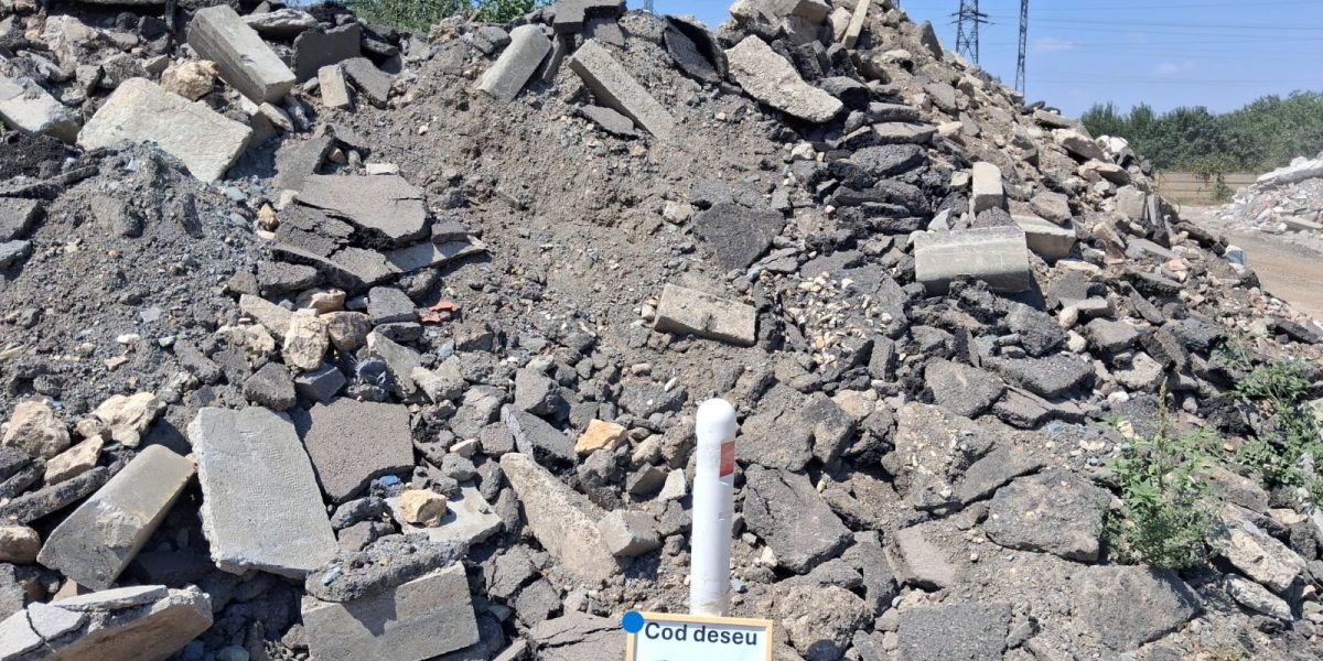 Instanța suspendă o firmă din Constanța suspectată de groapă ilegală de gunoi