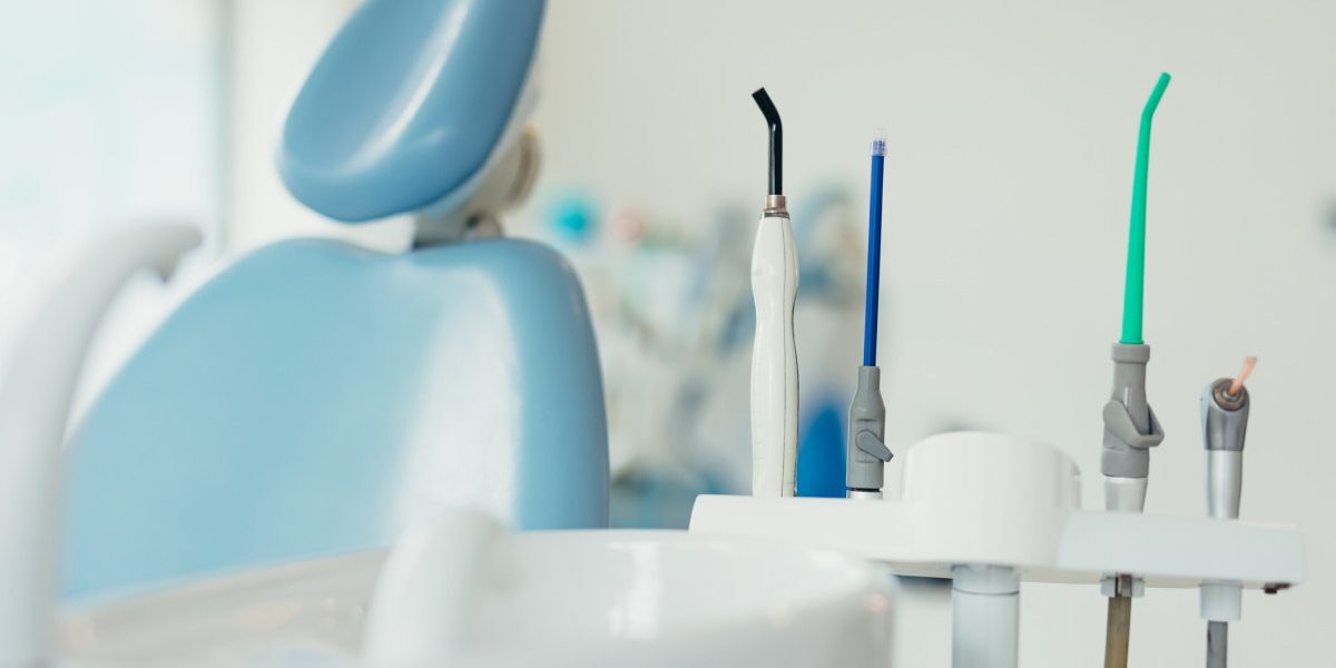 Dentisti prea mulți: Colegiul cere mai puține locuri la buget