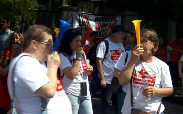 Pîslaru: Sindicatele blochează legea salarizării, pierdem oportunitatea