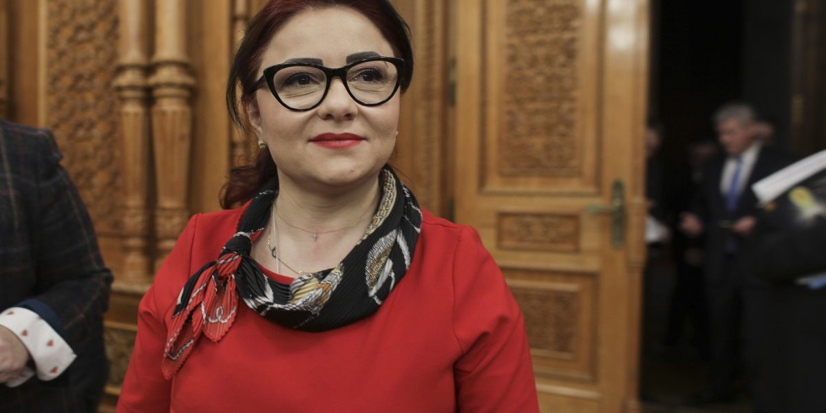 Trăilă pleacă din Guvern! Cum comentează acuzațiile DNA