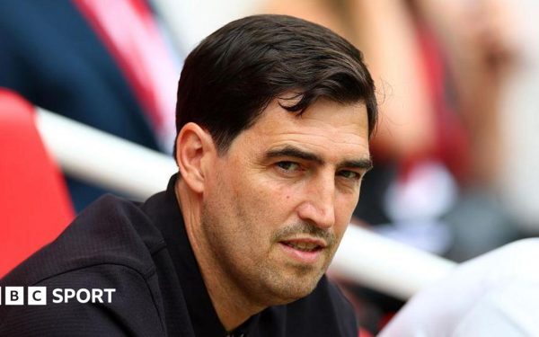Liverpool: Fanii ar trebui să se teamă de comentariile lui Iraola