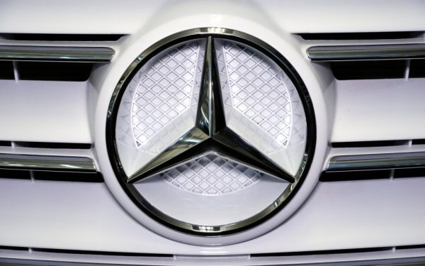 Logo Mercedes AMG, risc ars: Proces în masă în SUA