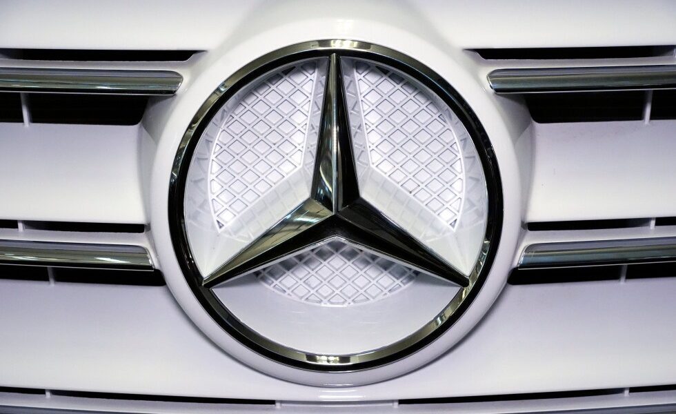 Logo Mercedes AMG, risc ars: Proces în masă în SUA