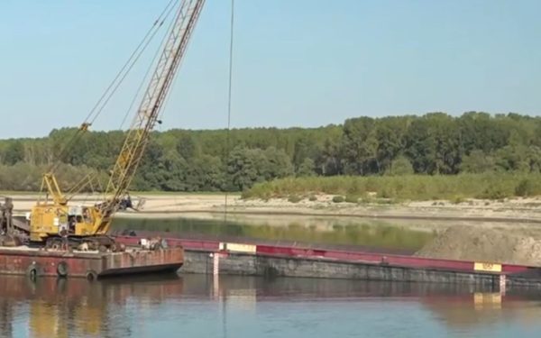 Dunărea se adâncește lângă Cernavodă pentru energie