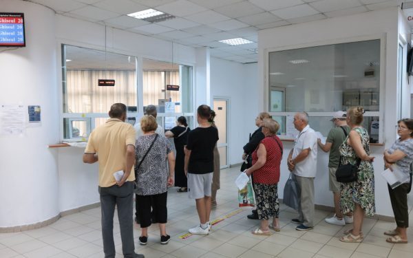 Acte identitate 2026: Unii scapă de drum la ghișeu