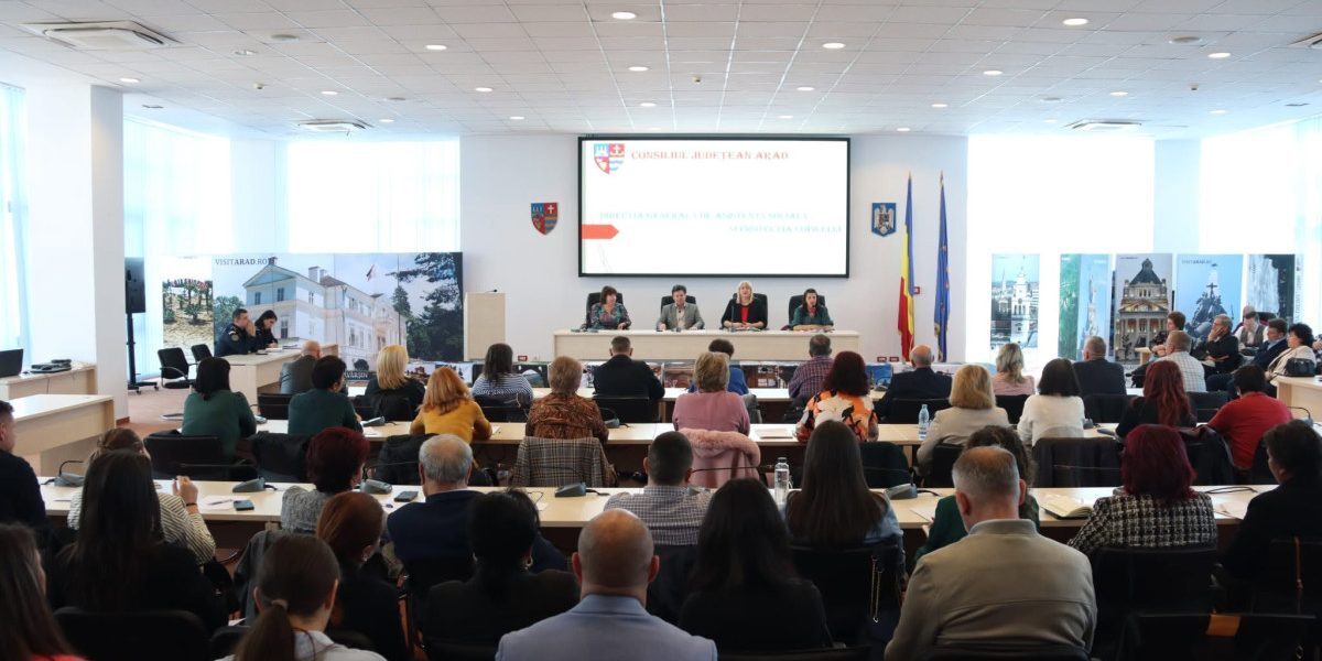 Arad: Opt consilieri demisionează din cauza riscului de incompatibilitate