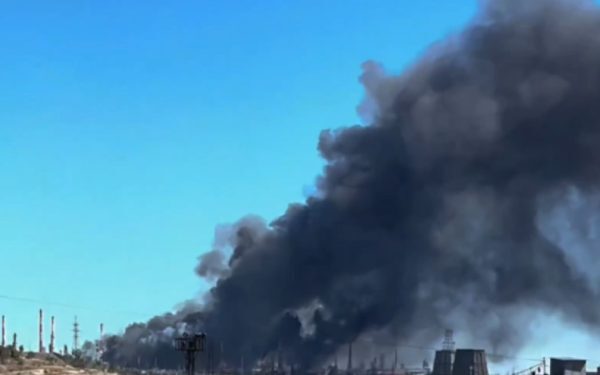 Rusia, lovită: rafinărie atacată în Ucraina, activitate stopată