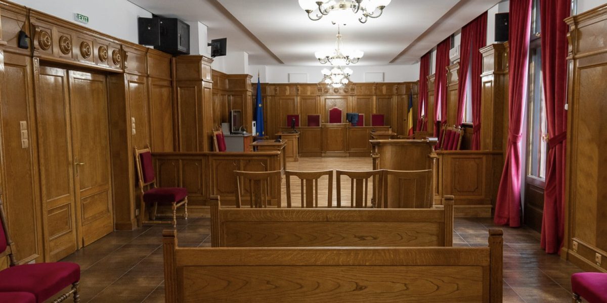 ÎCCJ: Decizie amânată pe 20 august pentru magistrați