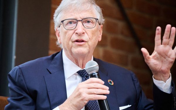 Gates, avertisment AI: Ce spune miliardarul despre locurile de muncă