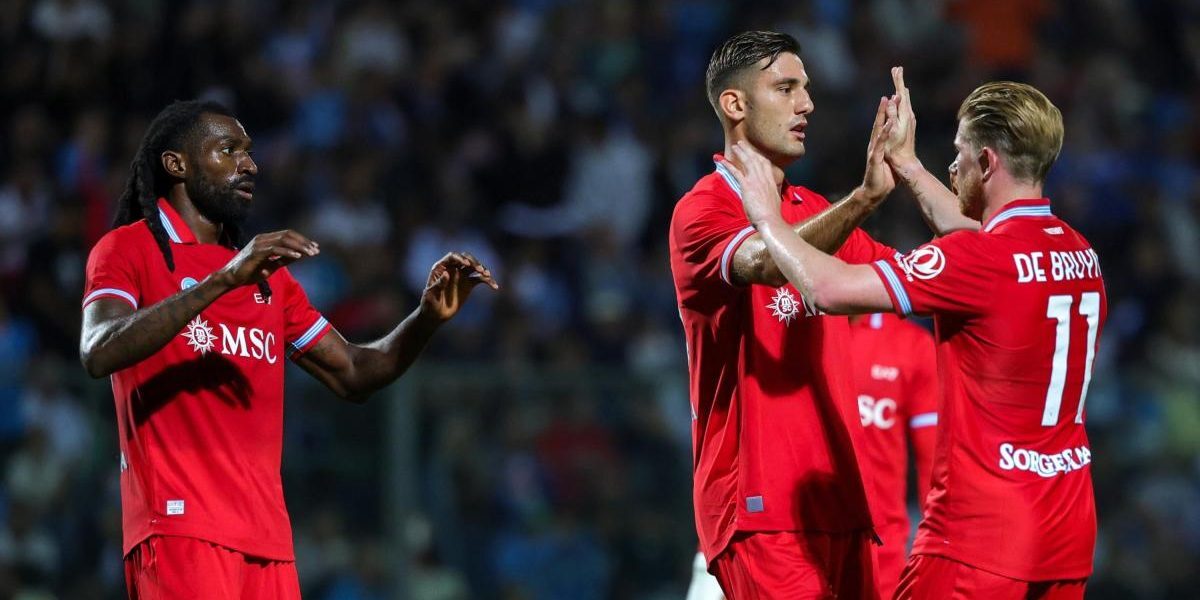 Napoli face legea: 6-2 în amical cu Aris