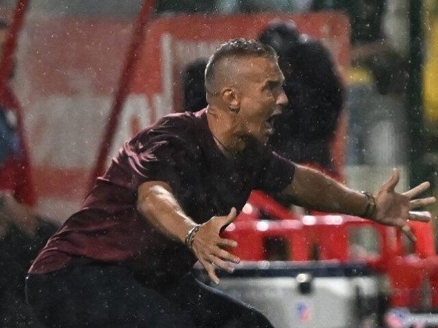 Pancu a spus „nu”: Fotbalistul pleacă de la Rapid